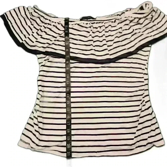 White House Black Market Striped Ruffle Top Blouse XL $68 - Picture 2 of 9